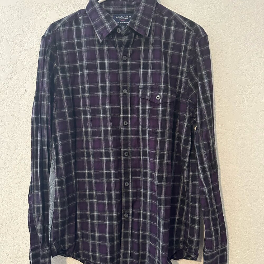 American Eagle Purple & Black Plaid Print Long Sleeve Button Down Shirt - M